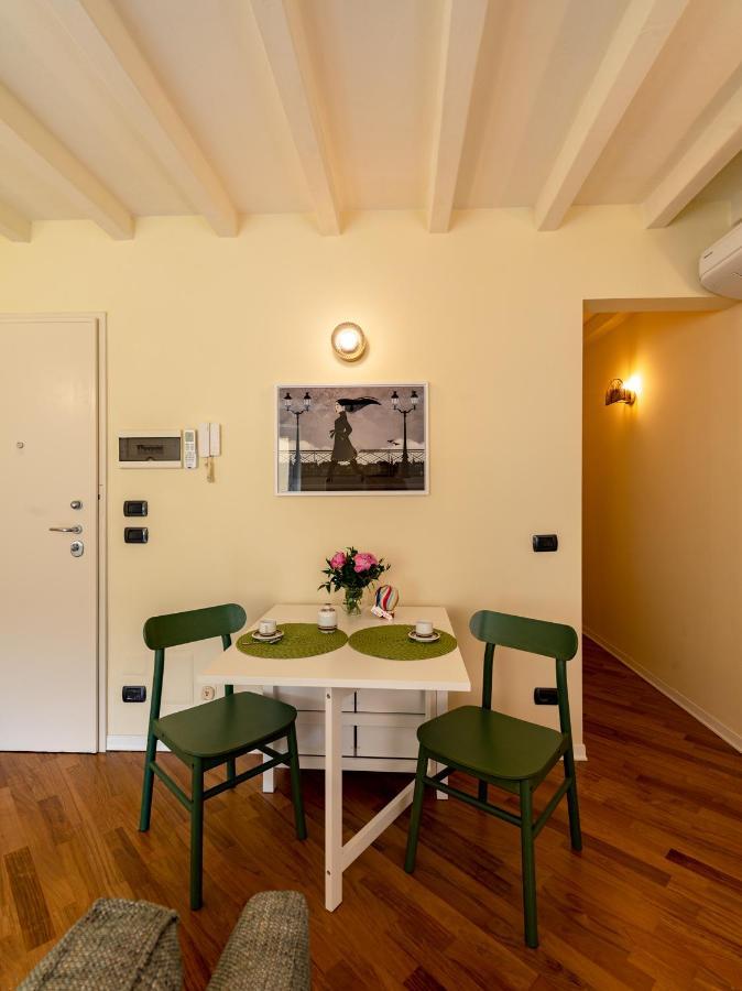 Buro Nel Borgo Lägenhet Parma Exteriör bild